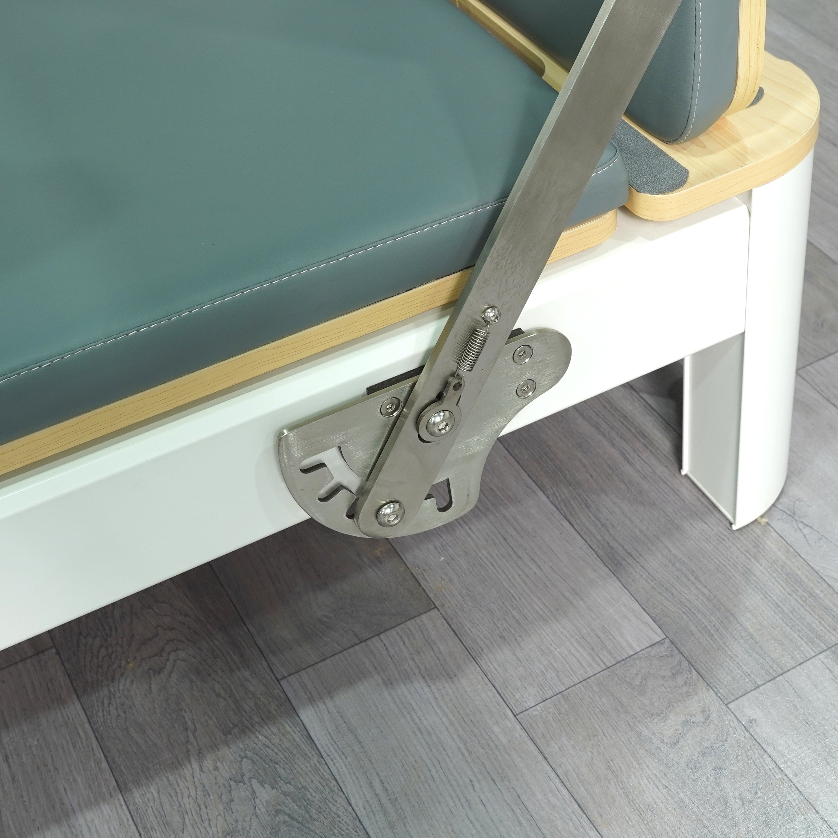 Pilates Reformer with Tower- Aluminum