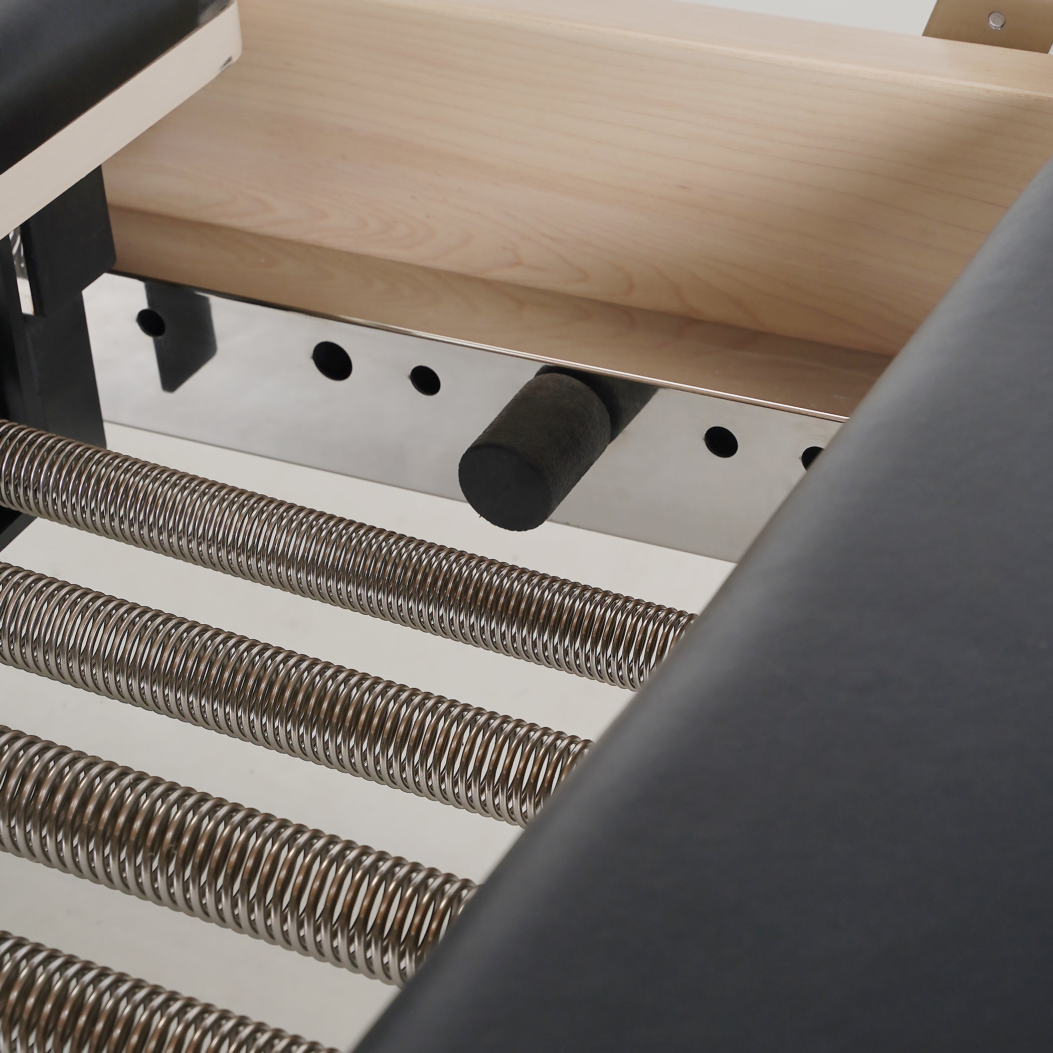 Pilates Reformer With Tower- Maple